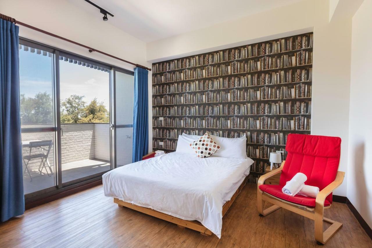 טאינאן 黑琵軼棧湖濱旅宿 K&B Happy Hostel מראה חיצוני תמונה
